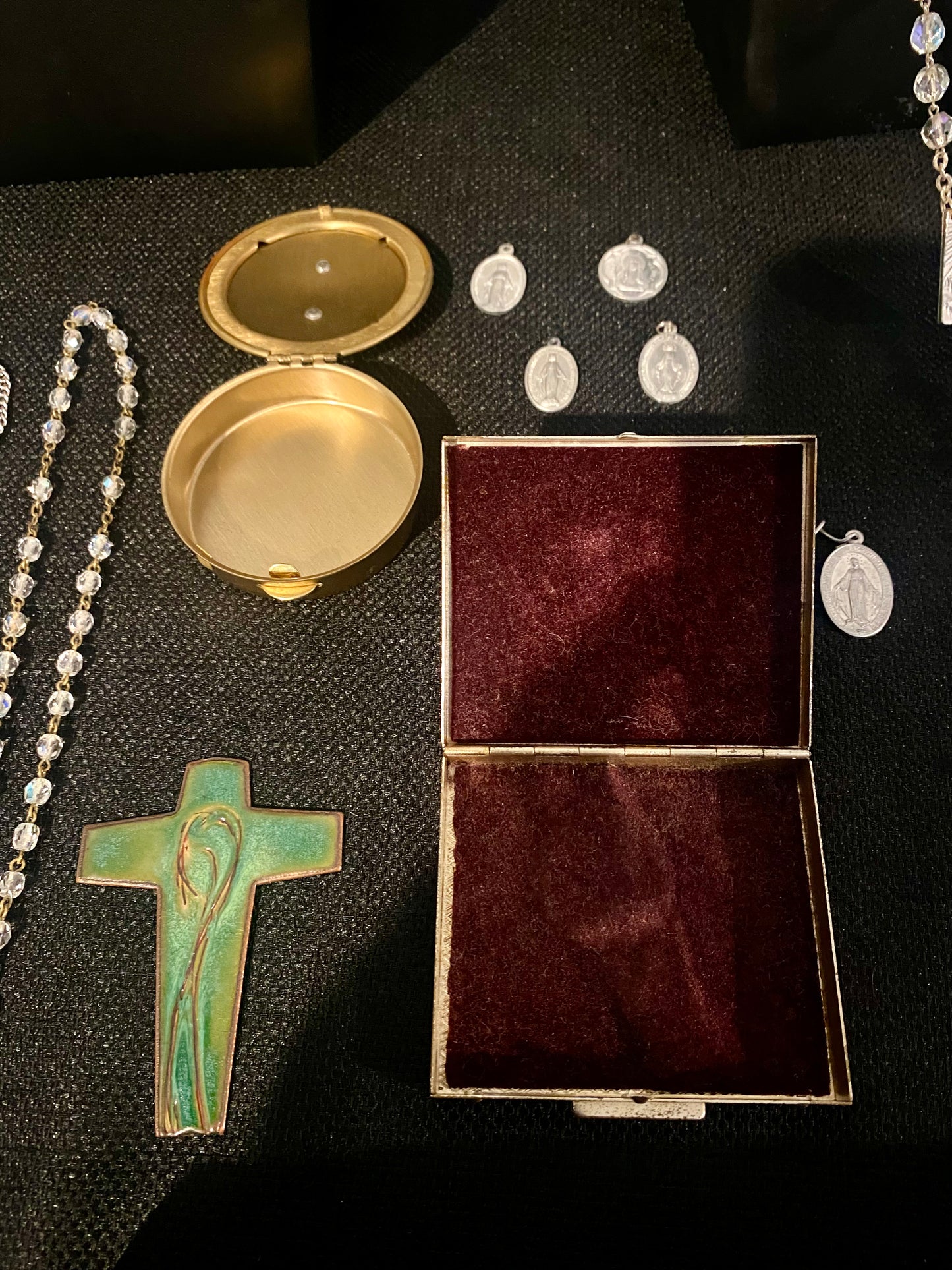 Large Lot Of Vintage Religious Pieces Sterling Silver and other metals (Not Tested)